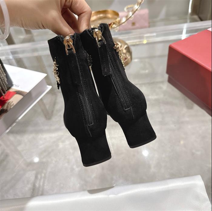 2025112818113388 350